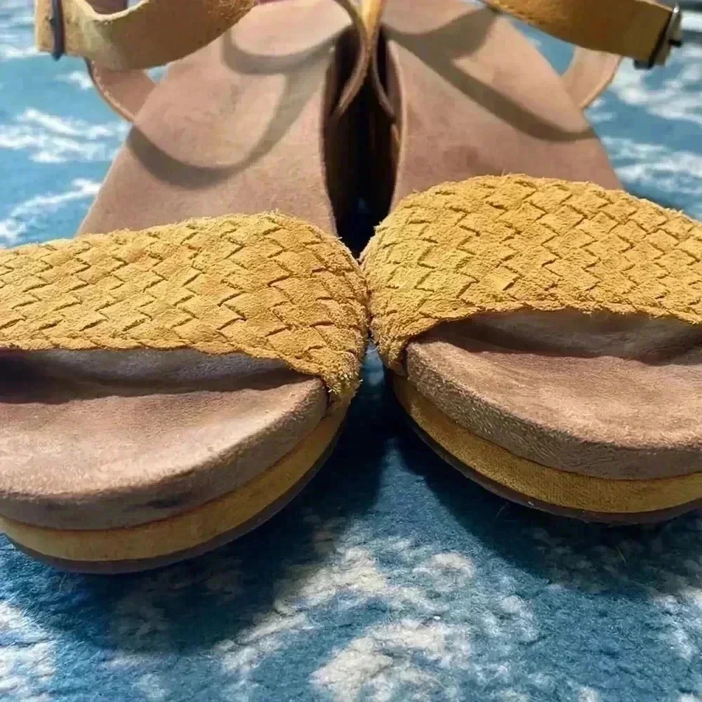 Lucky Brand Golden woven suede wedge heel sandals 9.5